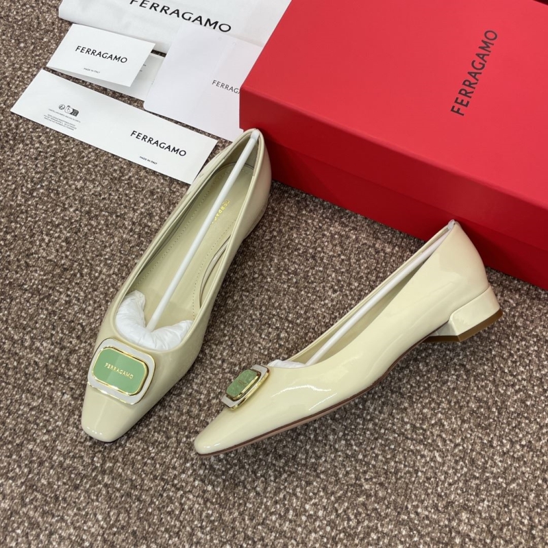 Ferragamo flat shoes